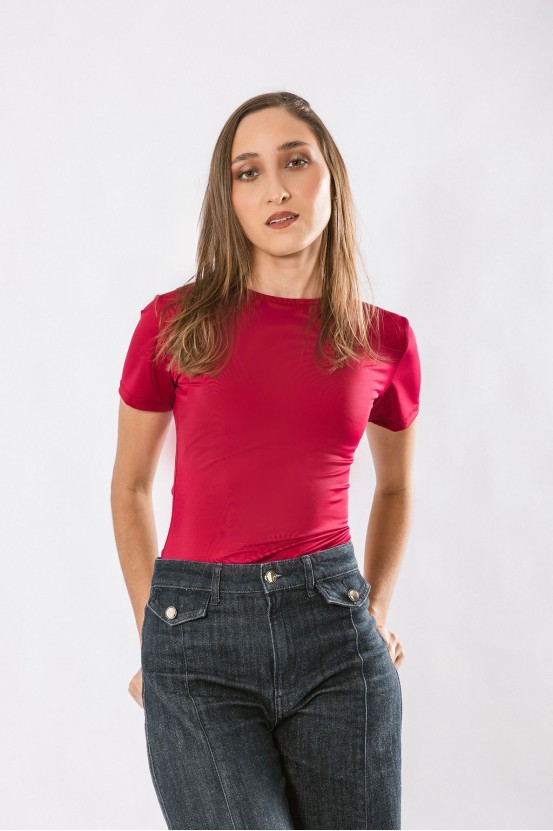 Essential top